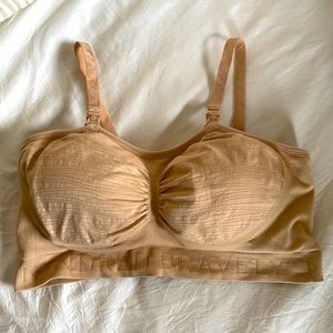 Kindred Bravely Sublime hands free nursing and pumping bra